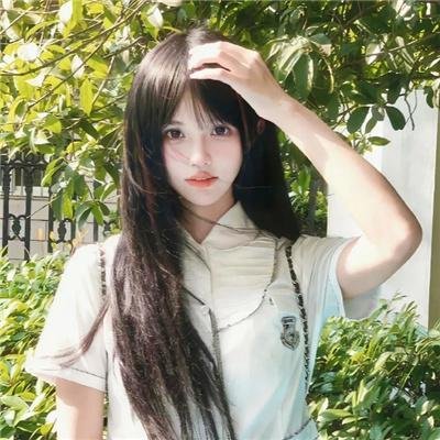 心生爱慕却迟迟不敢